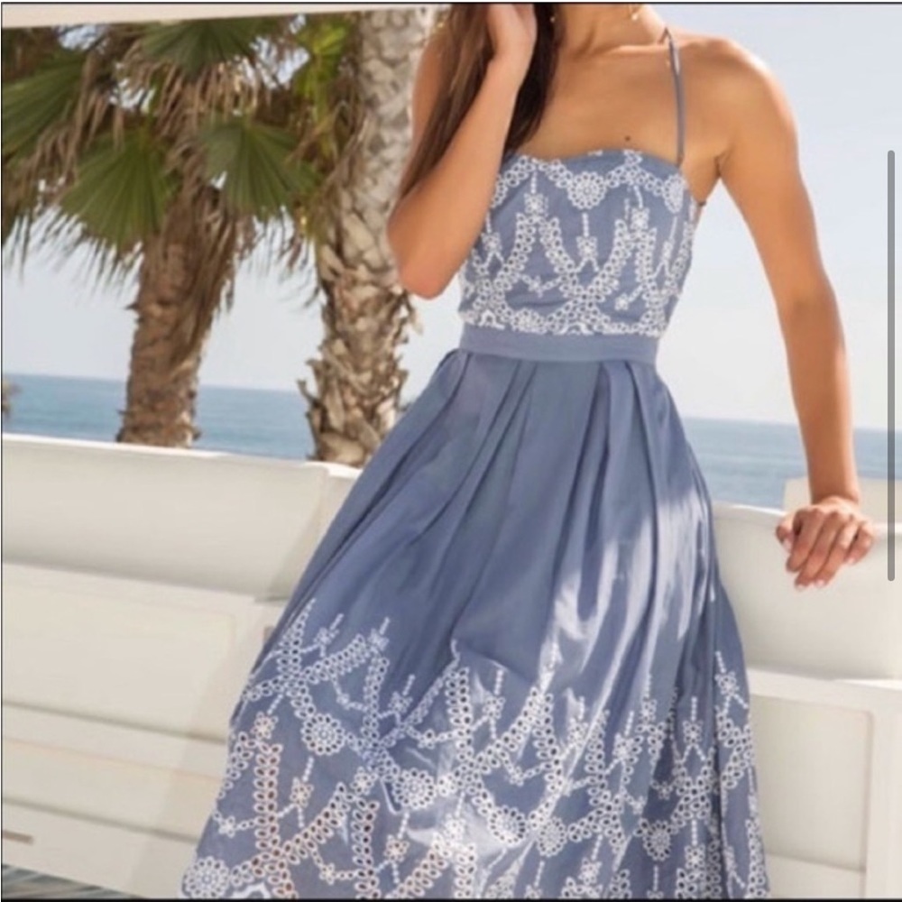 Kendall and Kylie Dress - Picture 1 of 8